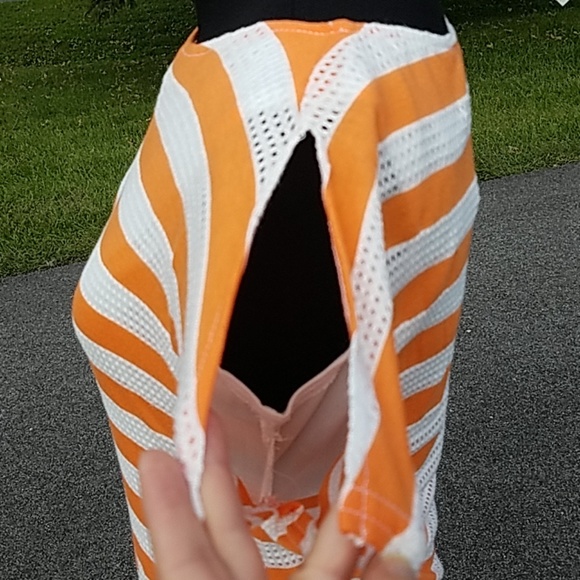 Dress by Sharangano - Picture 6 of 8